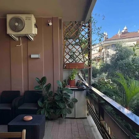 Апартаменты Moderno Bilocale Con Terrazzo Рим