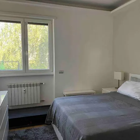 Moderno Bilocale Con Terrazzo *