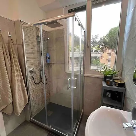 Lägenhet Moderno Bilocale Con Terrazzo *