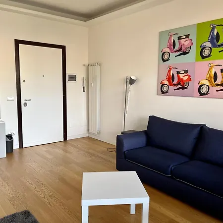 Moderno Bilocale Con Terrazzo Lägenhet *