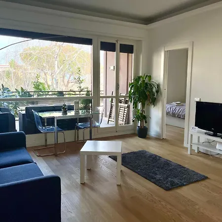 Moderno Bilocale Con Terrazzo
