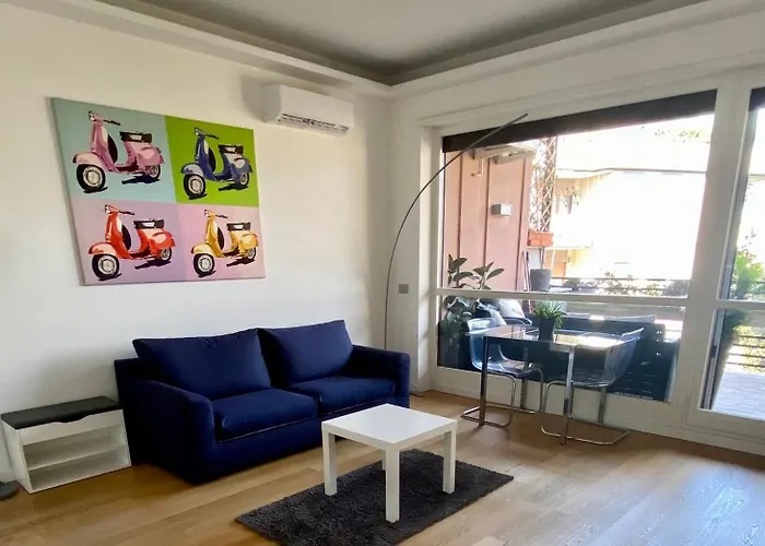 Moderno Bilocale Con Terrazzo شقة