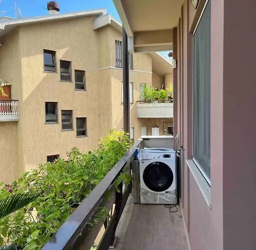 Moderno Bilocale Con Terrazzo * 罗马