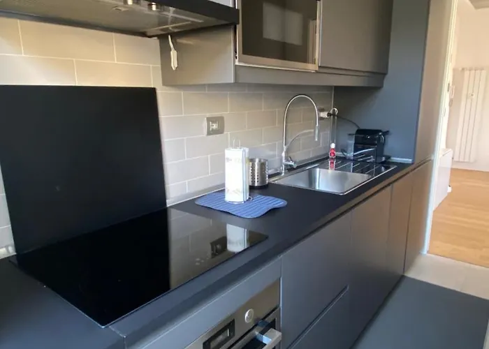 Moderno Bilocale Con Terrazzo * 罗马