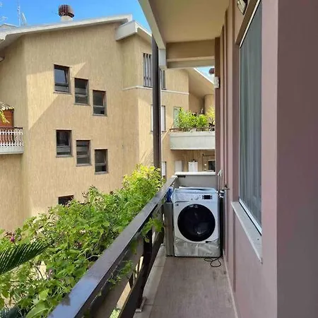 Moderno Bilocale Con Terrazzo * روما